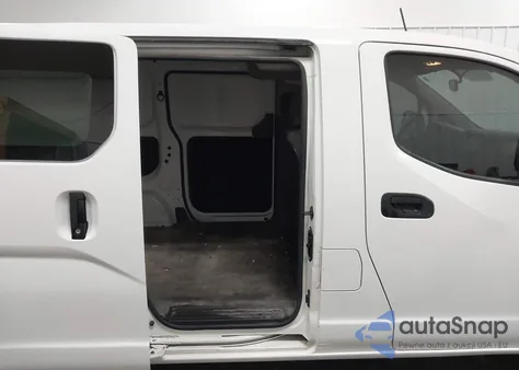 2016 Nissan Nv200 Sv z USA, uszkodzony, nr VIN 3N6CM0KN3GK697979